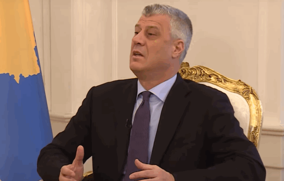 DAN PRED SASLUŠANJE: <span style='color:red;'><b>Hašim Tači</b></span> stigao u Hag